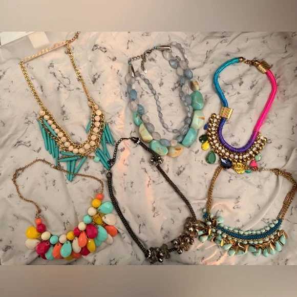 Colorful Statement Necklace Set - Picture 1 of 1